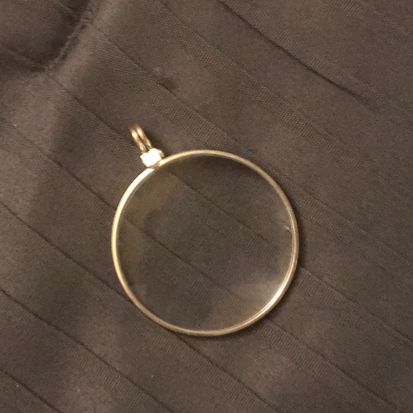 Hanging magnifying glass - Picture 2 of 2